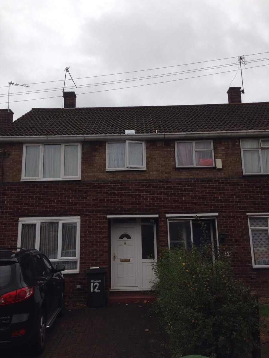 aja212x's tweet image. @YodelOnline Suprised your delivery driver decided to throw the package on the roof? Any reason why?