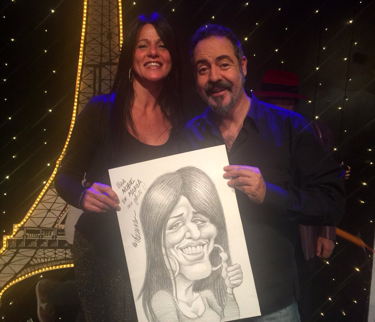 vizcarrafanclub's tweet photo. Grandes momentos del Vizcarra en @toniroviraytu, con @ErPeche_Oficial y #NubeDeMaria. #genteguapa ;) https://t.co/6yJlDaLLbv