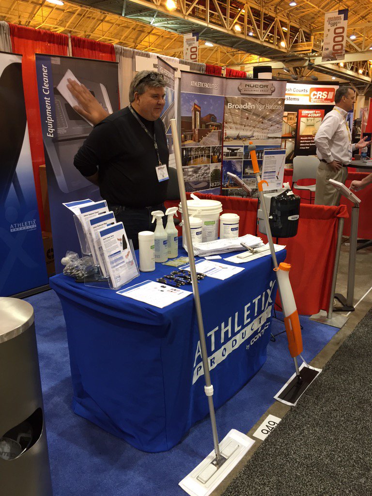 AthletixMan's tweet photo. People are loving the new mops! Come check them out @ABCandExpo #ABCnola booth 949 https://t.co/gmCvZJgEkA