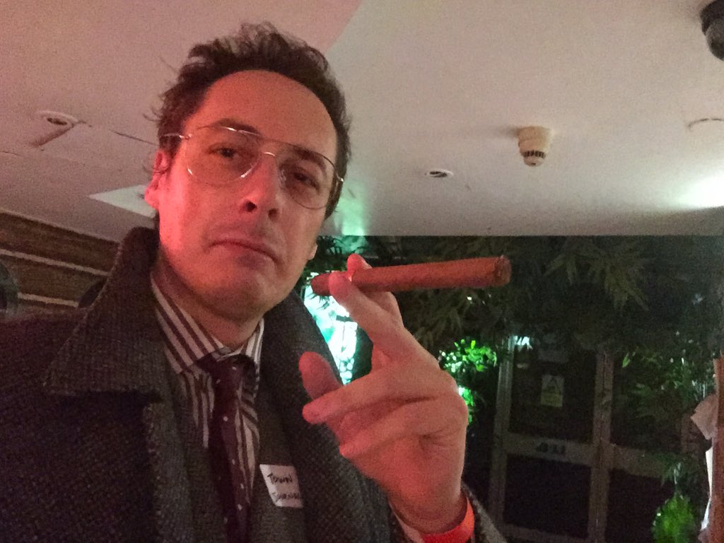 Thanks to <a href="/L_and_LG/">Lemonade&LaughingGas</a> for putting up with my rambunctious Ben Horne at the awesome <a href="/doublepineview/">Mr Owl</a> Twin Peaks diner