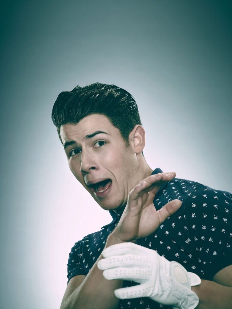 sqnewsupdates's tweet photo. RT for Chanel #2
LIKE for Boone 
#ScreamQueens 💋💄👛 https://t.co/hg15dIyky7