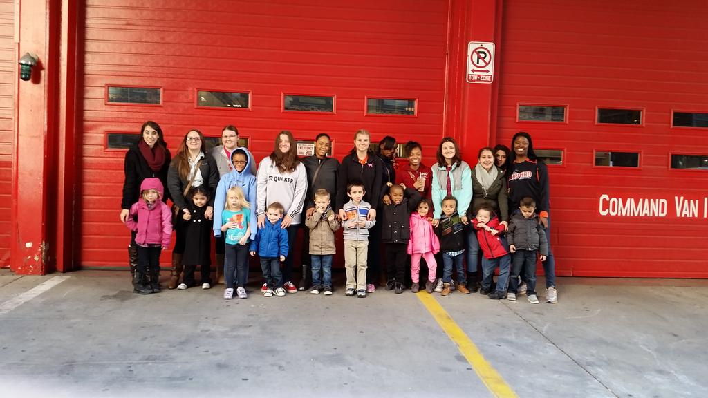 Gee14Jay's tweet photo. #astropreschool https://t.co/b3oF6T3SZl