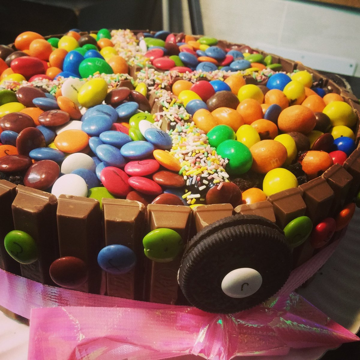 crmega7's tweet photo. Esto se pone de modaa!! Reventando dietas a la gente https://t.co/kvaGJqZhiB