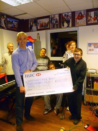 #Exeter based charity <a href="/soundwaves_exe/">Soundwaves</a>  awarded @BluebirdCareExe community grant theexeterdaily.co.uk/news/business-…