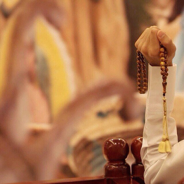 ۈ וحدٍن من دُۈنہוلحظّ مَا خلى مجال
              ۈ וللّہוنِي عُقبّ فَرقاه مَاعيّنٺ#خير 
#مساء_الخير
#شعر
#قصيد
#بوح