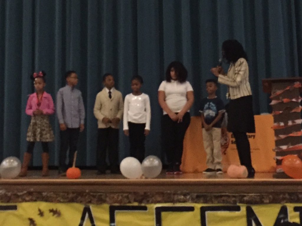 LangleySTEM's tweet photo. Our newly elected student government officers! @LangSTEMPrincip https://t.co/44isp6bVDP