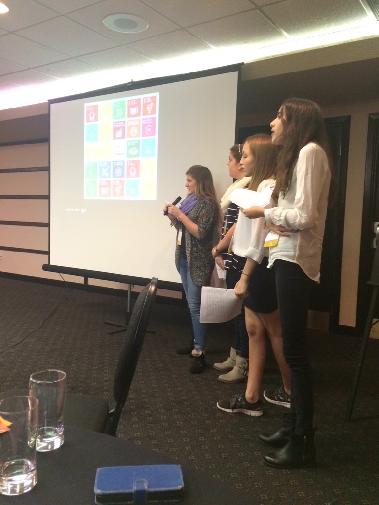 MsJPlens's tweet photo. #YRDSBQuest Canadian &amp; Dutch students show the power of #studentvoice &amp; moving beyond the classroom @HaydenHuskies https://t.co/CjSub3T3nJ