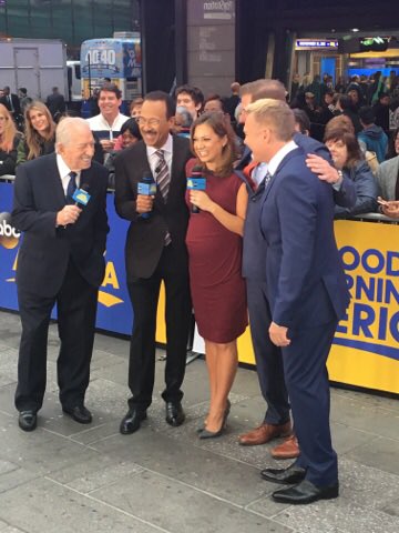 Ginger_Zee's tweet photo. I was running with weather royalty today! @JohnColemanMRWX @SpencerABC7 @SamChampion @MikeBarzMedia #GMA40 https://t.co/4rQJpiyCqk