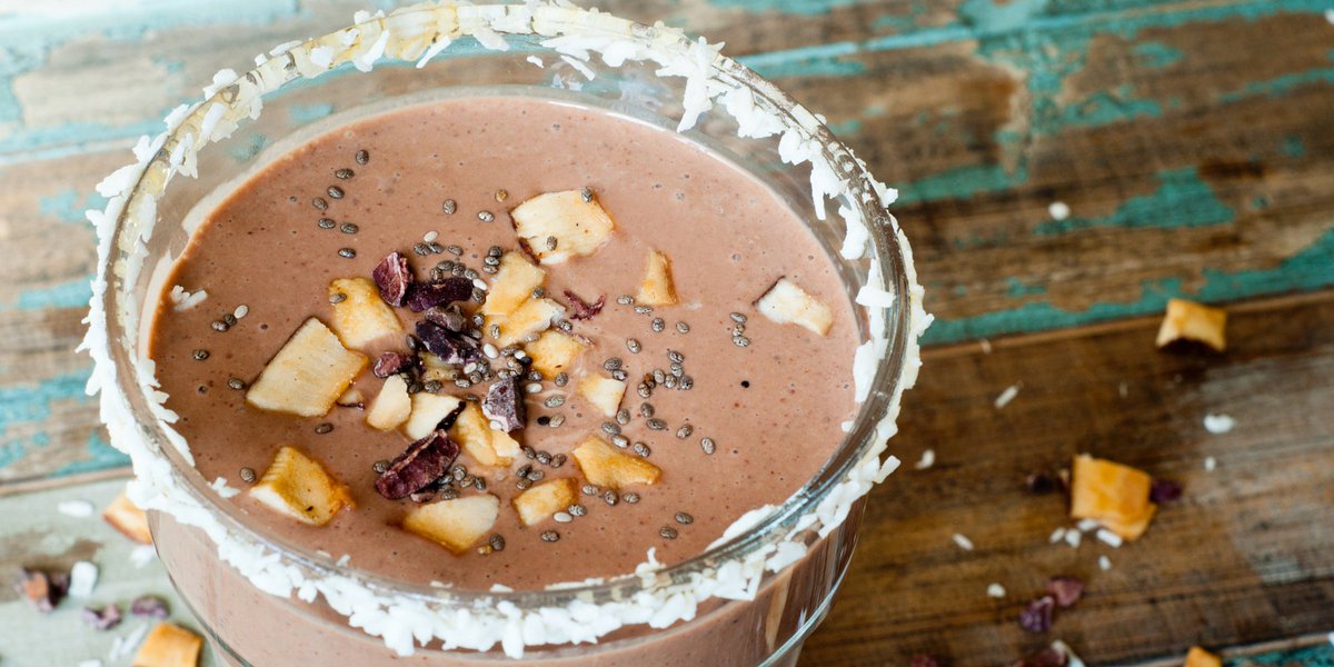 Love smoothies? Here are 20 Sensational Chia Smoothies... the100.best/20-sensational…