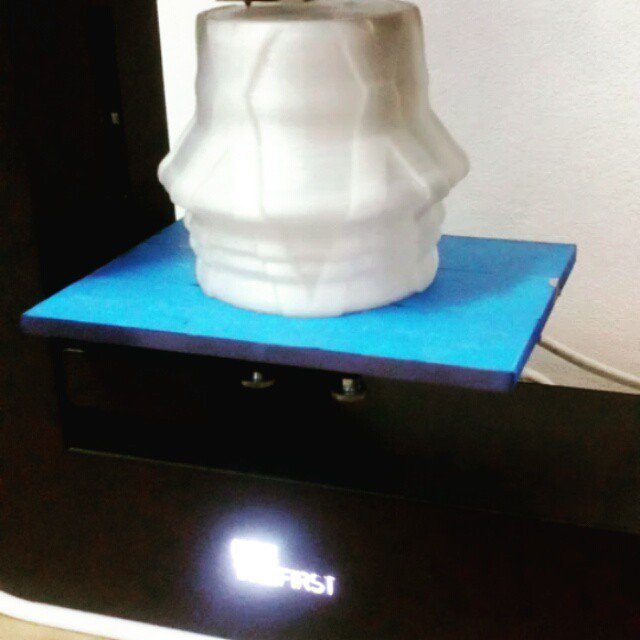 Best3dprint's tweet photo. @beeverycreative | #3dprint | Finishing touches on this master piece 👌🙌 #beeverycreative #… https://t.co/pgEjeC2PFJ https://t.co/taryRYNCXV