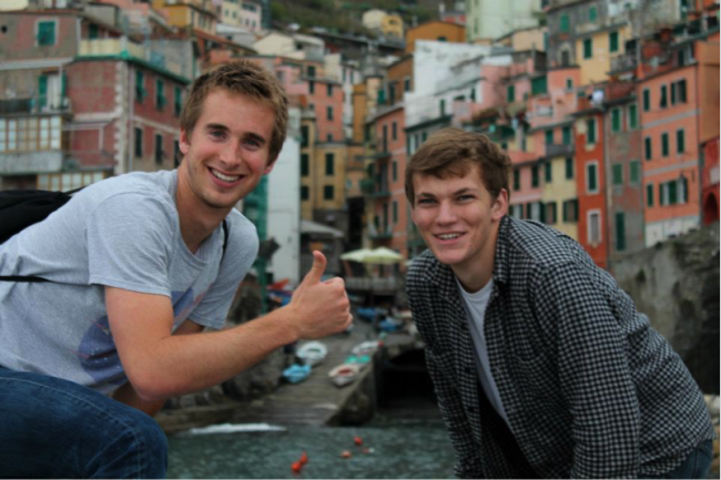 JohnCabotRome's tweet image. Learn about 5 benefits of attending a university for #international students: hubs.ly/H01qNfb0