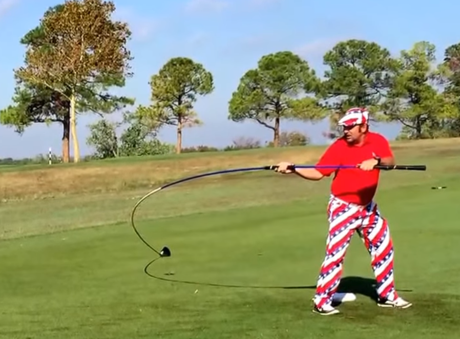 Walnuthillsgc's tweet photo. The longest driver in the world is 22 feet long, and it's a playable club! https://t.co/ds3WdHWCQ6 (Image from art.) https://t.co/ql1Tw3QvzN