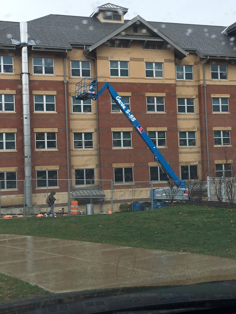 raskyrents's tweet photo. #nespotted Binghamton university maintenance work https://t.co/bqSGnH7g4k