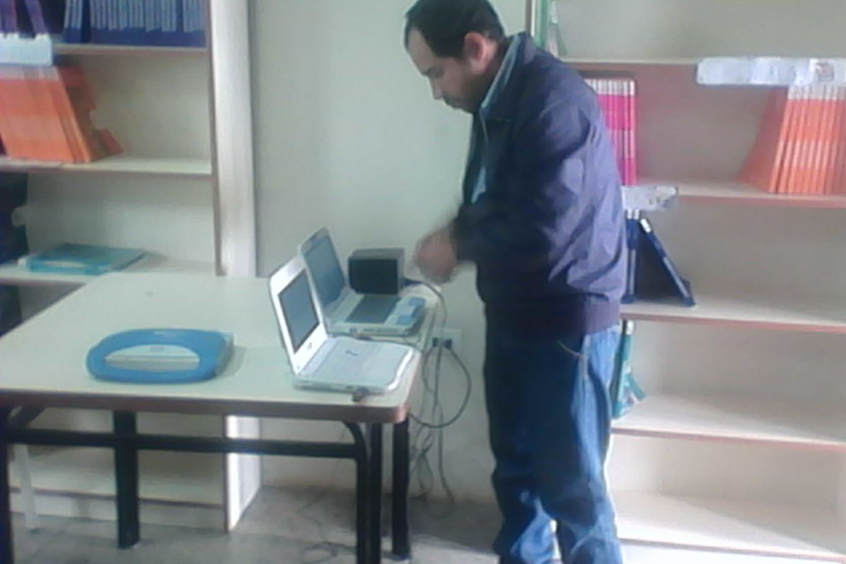 munescolar5's tweet image. #RecursosParaElAprendizaje #CayapaCanaima Reparación de Cargadores #LBManuelABriceño #LaBarinesa @rodulfohumberto