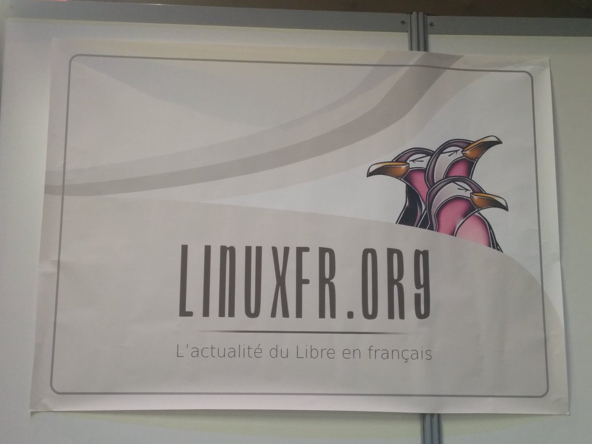 linuxfrorg's tweet image. #OSSPARIS15 c&apos;est fini ! Merci à tous nos visiteurs !