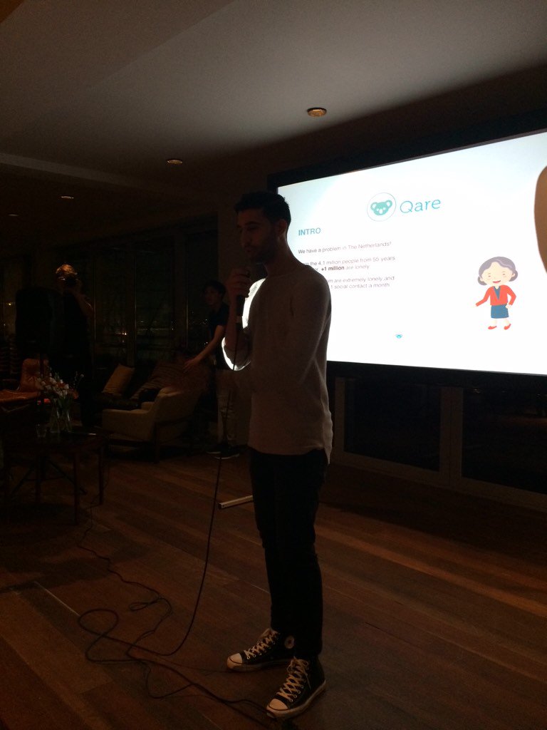"We hebben een behoorlijk probleem in Nederland, als het gaat om eenzaamheid." <a href="/qare_nl/">Qare</a> #TheRoast