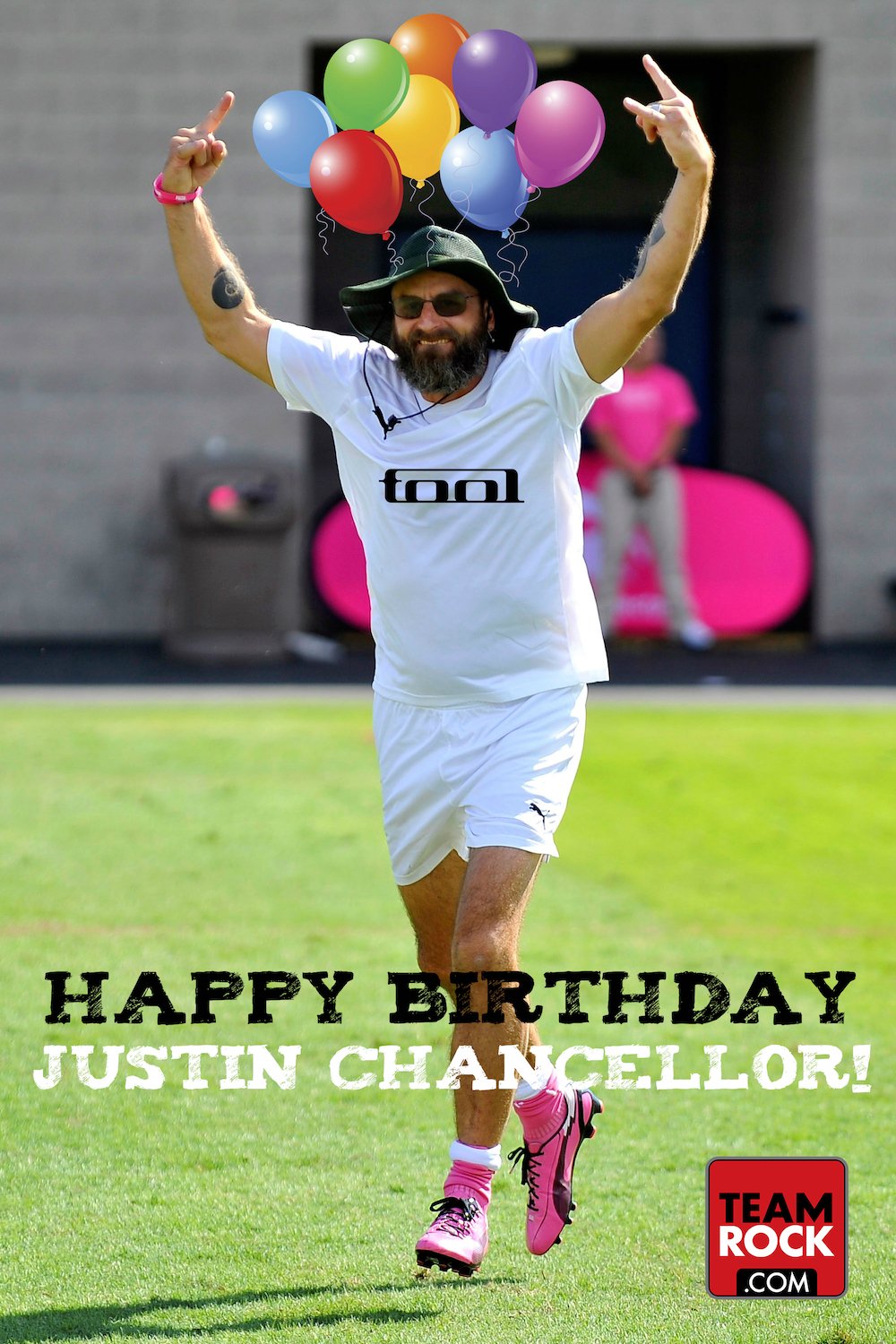Happy birthday to bassist Justin Chancellor! 