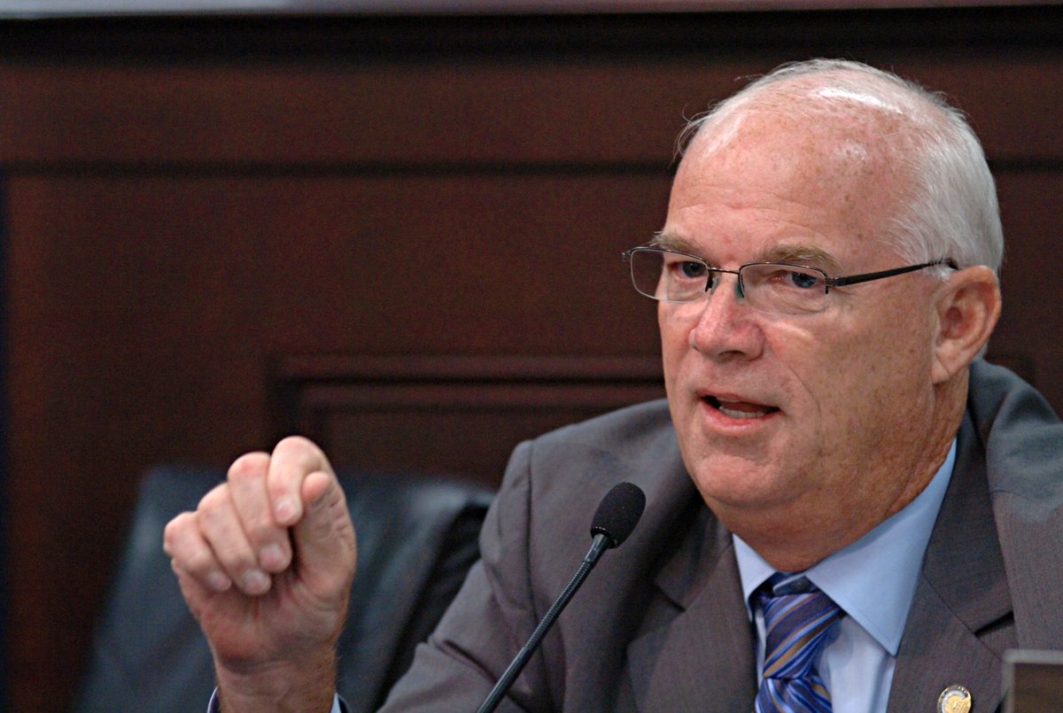 Is it possible to be united? The News Enterprise writes editorial praising <a href="/senatorparrett/">Dennis Parrett</a> thenewsenterprise.com/content/it-pos….