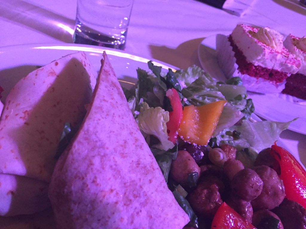 parekhema's tweet photo. Lunch! #Quest2015 #grateful #veggie! https://t.co/jmaS8OfMSk