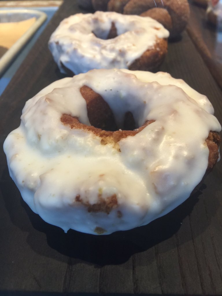 RodeoDonut's tweet photo. Fraiche Old Fashioned #limoncelloglaze #cremefraiche #madefromscratch #brioche #donuts #jointherodeo #rodeodonut https://t.co/vphnYIfsgn