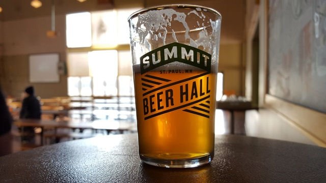 mybeerbuzz's tweet photo. Sample New Pilot System Double IPA at Summit Beer Hall 11/20 #craftbeer #beer https://t.co/hyDiqdoaaf @summitbeer https://t.co/egSmhFPw9y
