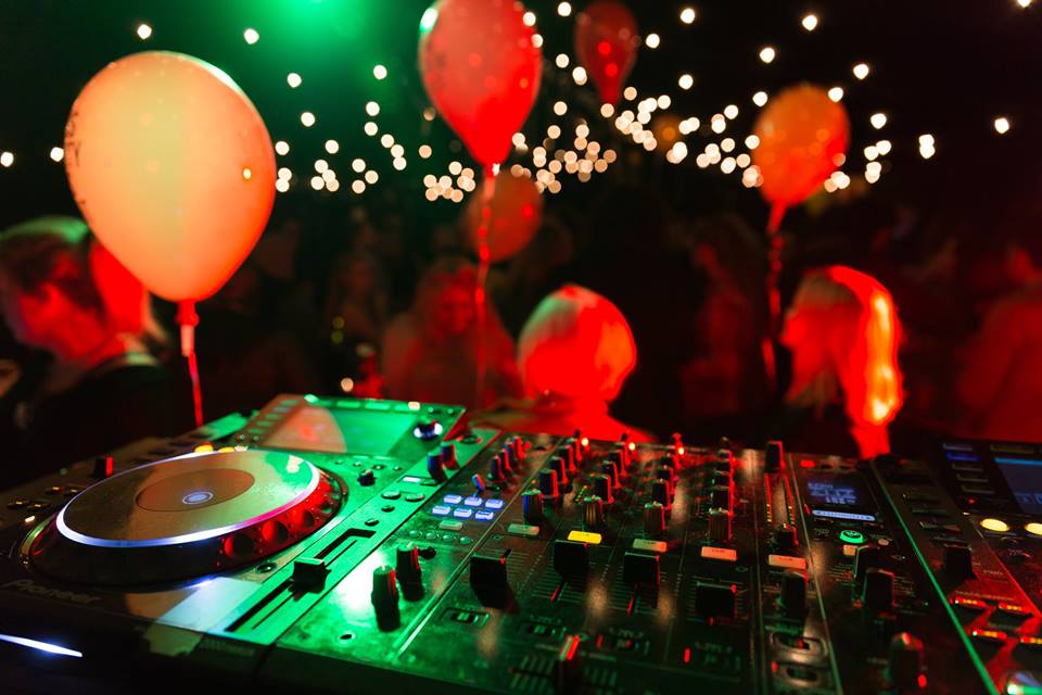 CrazyPedros's tweet photo. #ThrowbackThursday to last week and our amazing 1st birthday party! #PedroParty https://t.co/wrcheX7Vmr