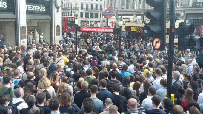 5starportugal's tweet image. do you have to put yourself through this torture each day .. there must be another way? ow.ly/UQZVn