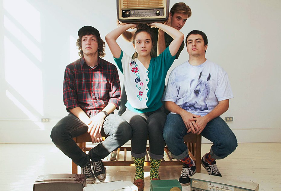 Premiere: Marrow explore secret smiles and synchronicity on "Fool".  bit.ly/1OSWvHk