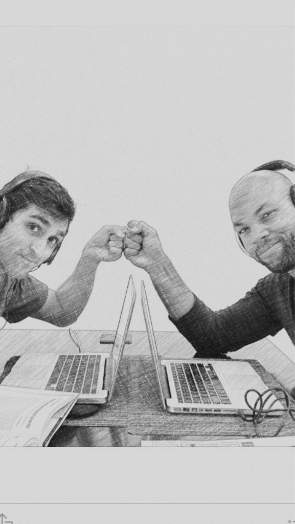 FerazOzel's tweet photo. Another podcast w/ @leoflowers4Real .(I have mutant wrists apparently) #INFOdels https://t.co/TRVRsNqeeP
