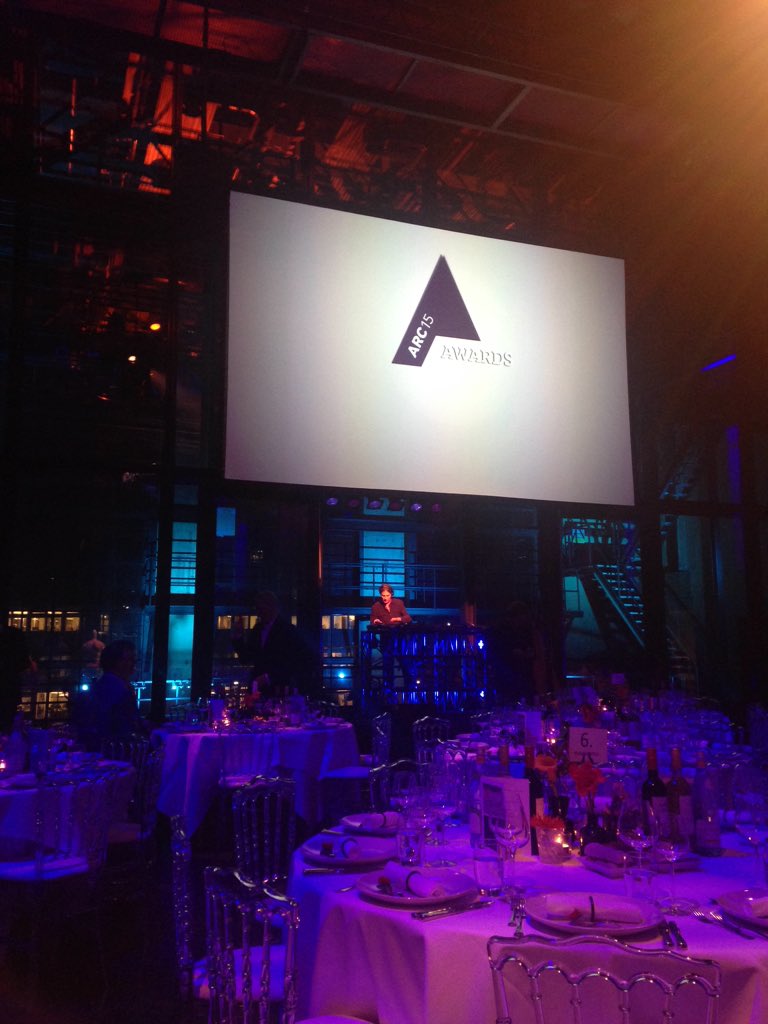 atelierttbone's tweet photo. Uitreiking #ARC15! Aan tafel! https://t.co/Nw1wLeWwUX