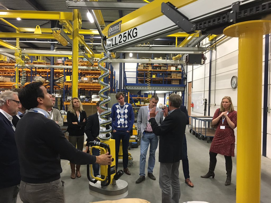 Met de @jccfryslan op bedrijfsbezoek bij Dotec Joure in de wereld van de tilhulpen #internationaal #fryslan