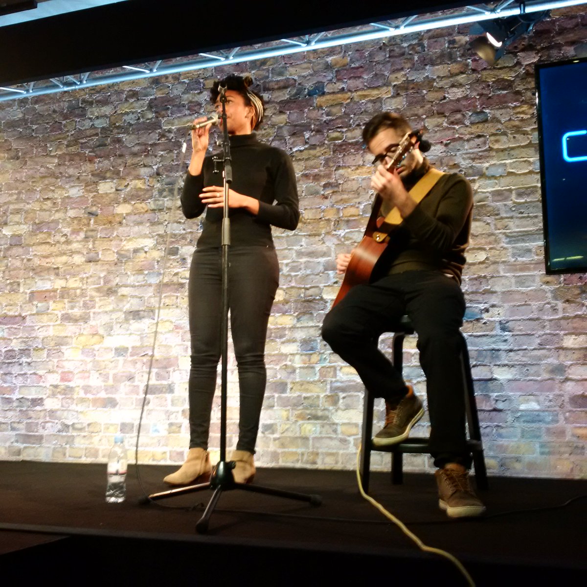 RapierConcepts's tweet image. Amazing performance by singer-songwriter #Charlene at Apple, Covent Gdn #FindingTheFuture