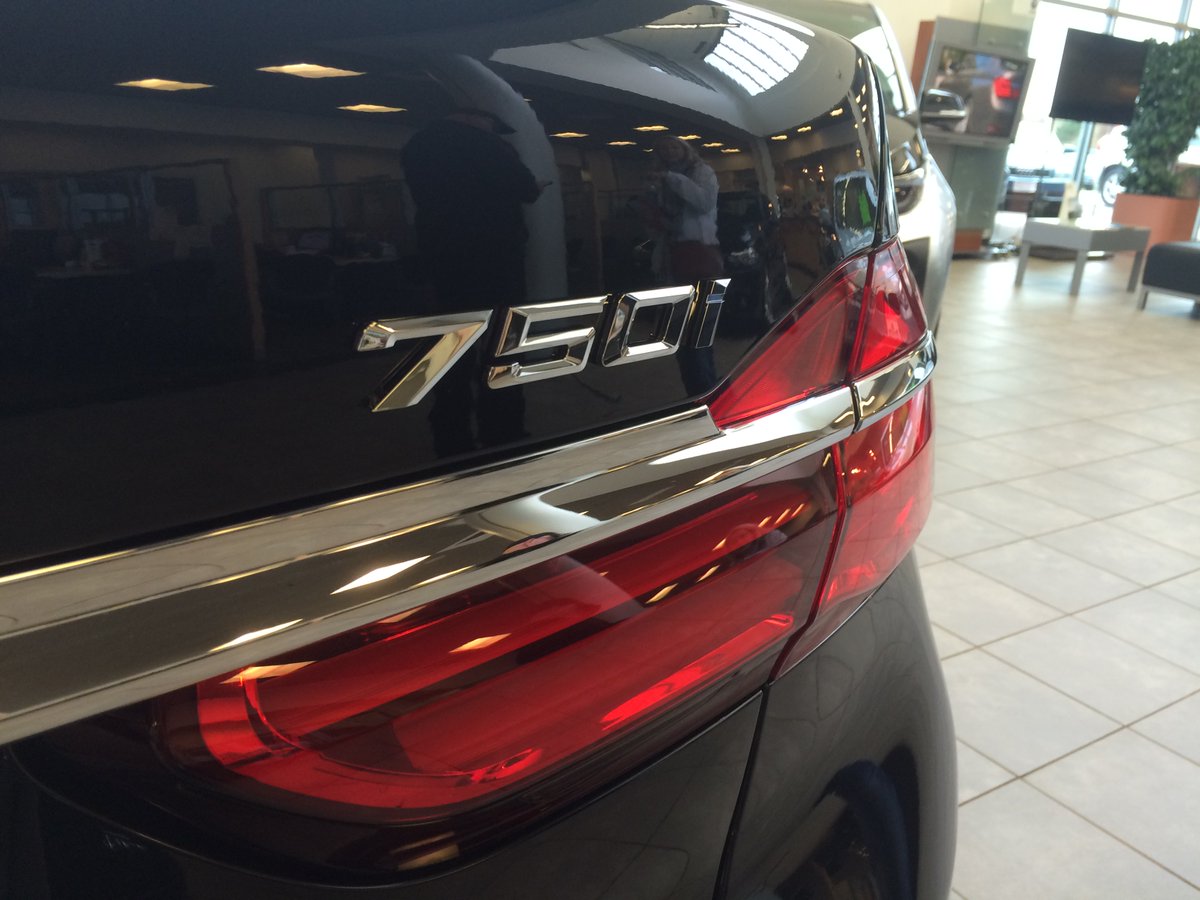 Tulley_Auto's tweet photo. Enjoy our #7Series Event from 6-9pm at the Tulley BMW Nashua! Live music, refreshments, goodie bags &amp; hors d'oeuvre! https://t.co/TD8Tnt4uIt