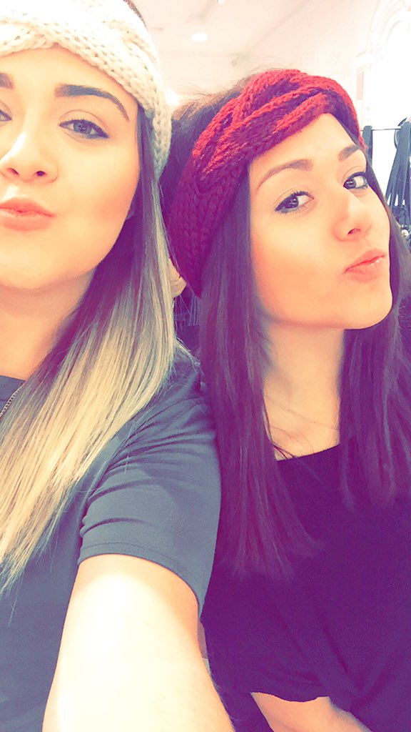 WendyyCisn's tweet photo. My bestfriend ❤️ @ronisoto32 https://t.co/xVo5fl2LkU