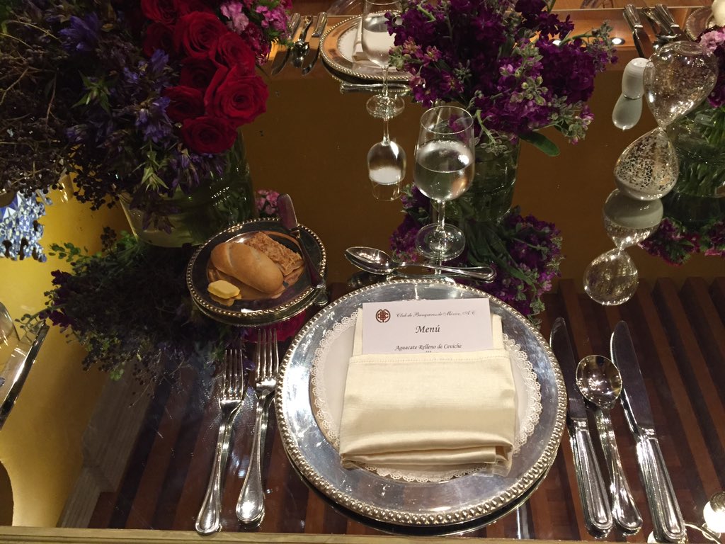 wedsforlife's tweet photo. #EstoEsTrendy Workshop para Novias @localtrendy https://t.co/K413svaBVJ
