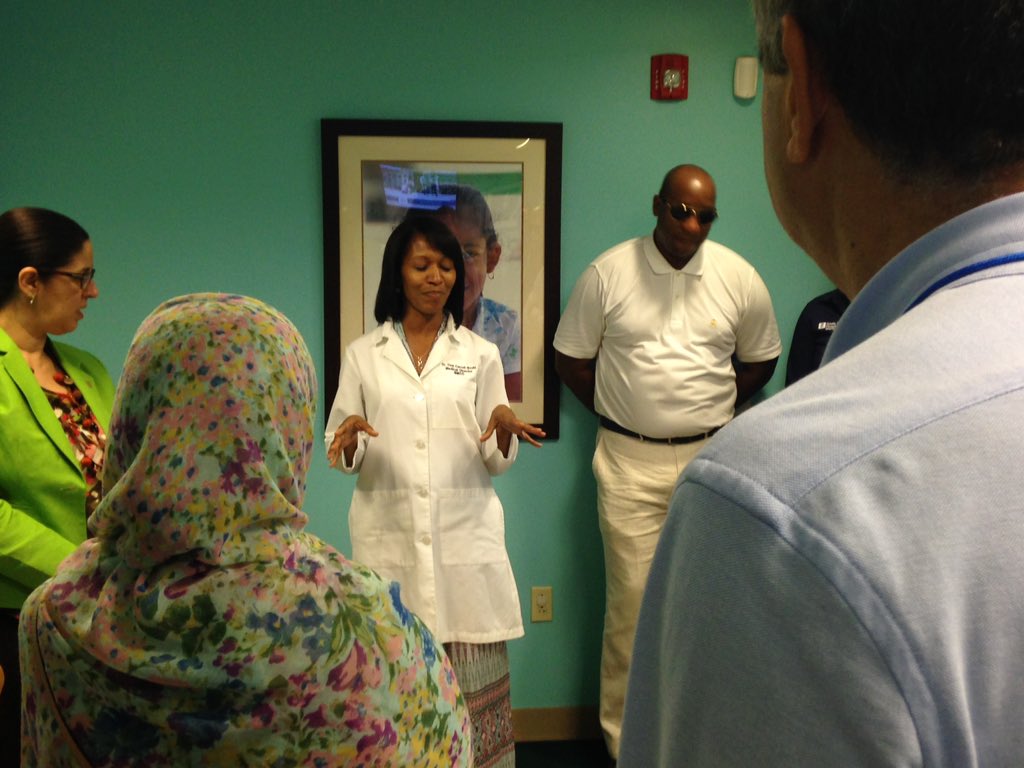 NicoledeB's tweet photo. Just heard a great explanation of #mymedicalhome from innovative pediatrician in south Miami @gffnhelp #bornready https://t.co/JkO5OV64uk