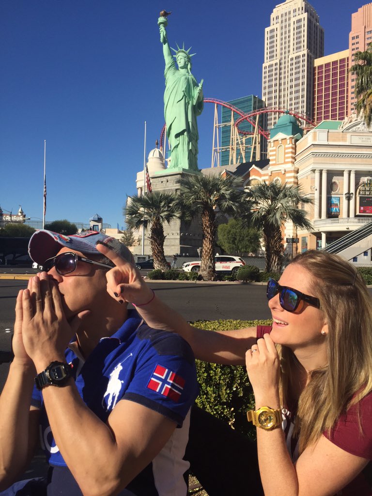 Estoy amando #lasvegas #latingrammy @RocknPop1067 <a href="/CASIOLANDIApa/">Casiolandia Panama</a> #GShock