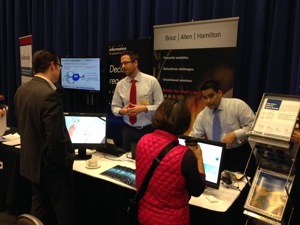 kmmonroe's tweet image. .@BoozAllen + @tableau helping Gov CIOs and CTOs shape the future of Federal data visualization #GovData15