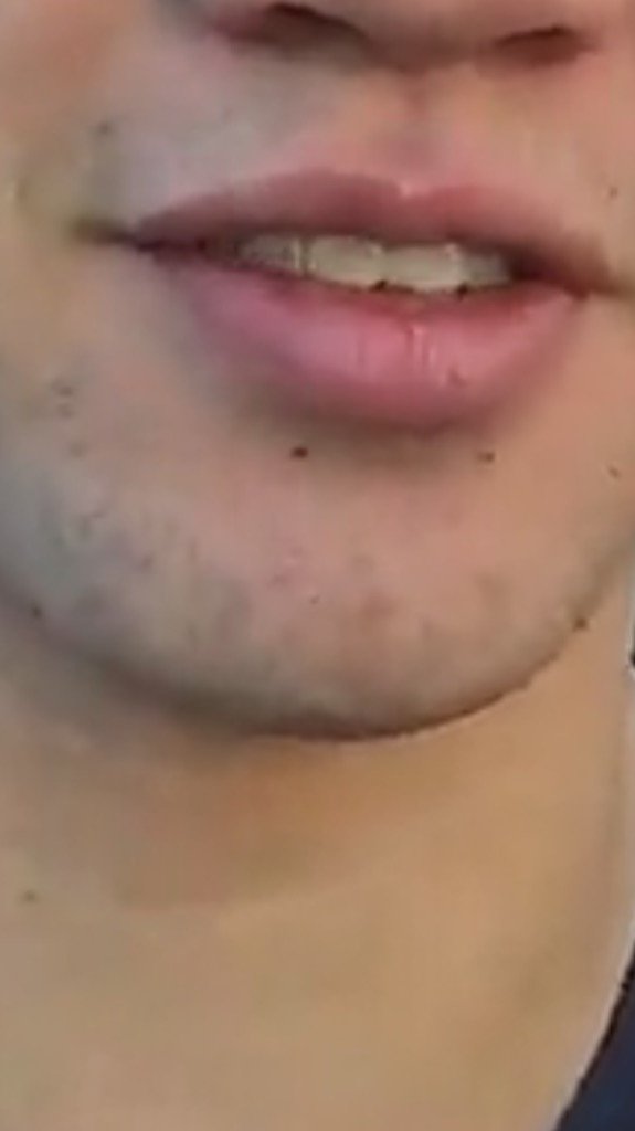 5SOSarmyUS's tweet photo. WAIT WAIT WAIT WAIT WHAT. IS THAT FACIAL HAIR https://t.co/6B9rfc7j3b