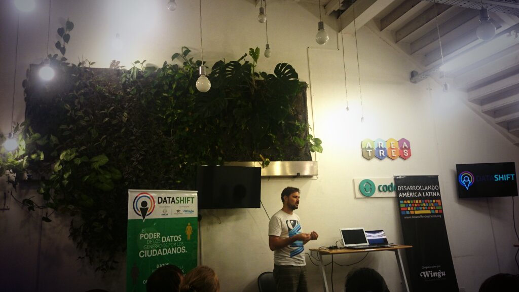 desdewingu's tweet photo. #DAL2015 Se presenta la App de Yetapa, "IMPACT" una herramienta para medir el impacto de las organizaciones sociales https://t.co/qTpVbtHGXT