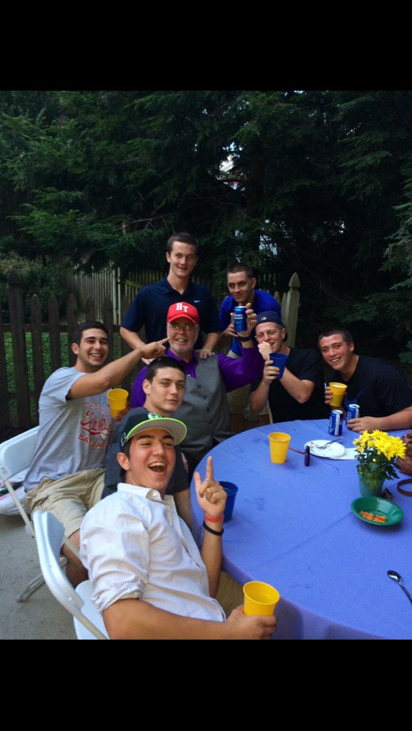 Kyle_Wade2's tweet photo. @AlexanderCrawf7 @walterthesteed @youngloyd26 @AssChesse2 @k_clemm @ComRothamel #BillSquad https://t.co/0r5M7EuD6n