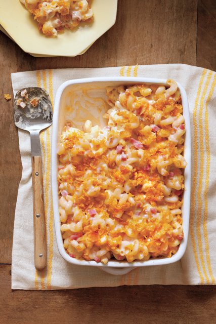 PiedmontHealth's tweet photo. We partnered with @AtlantaEatsTV on this healthier Southern mac and cheese. Recipe here: https://t.co/QdvMc6ZJyC https://t.co/VNi6UUeLCu