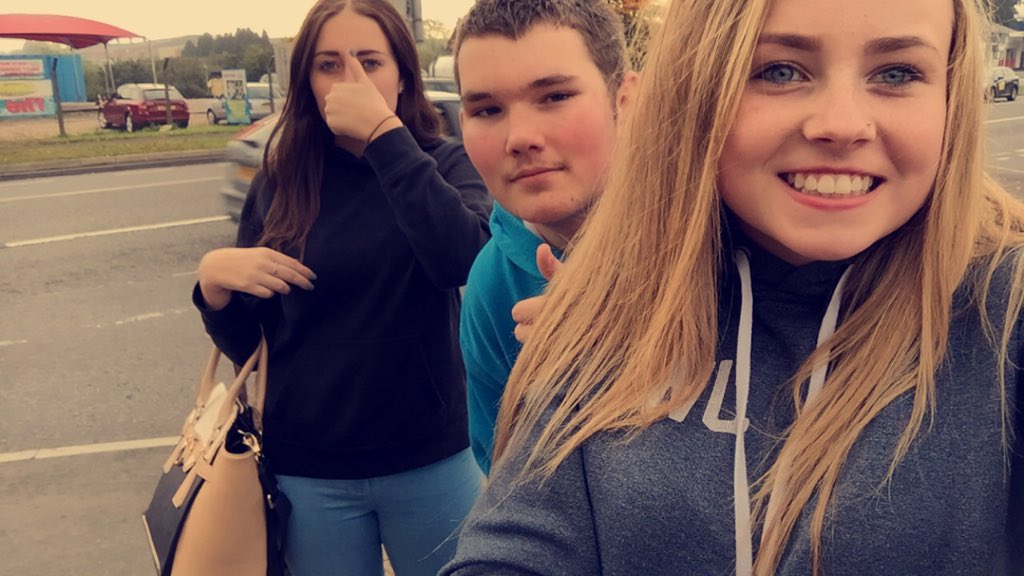 Davidfields135's tweet image. Love theses people