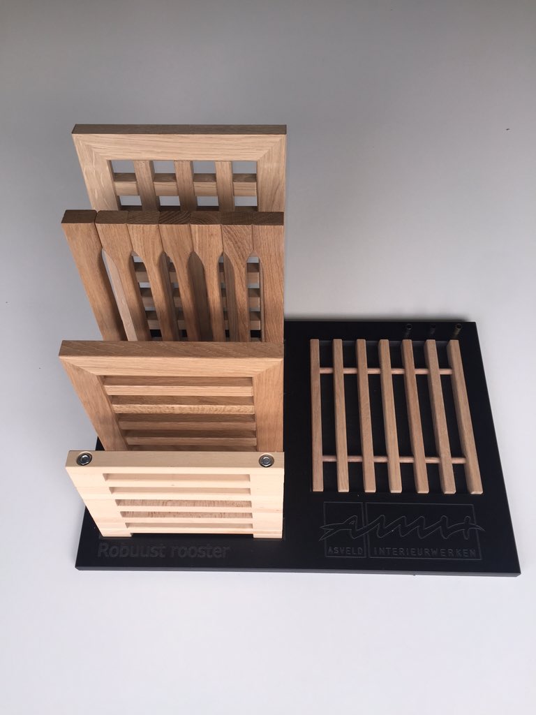 Display met 2 nieuwe type roosters "vlechtrooster" en "robuustrooster.