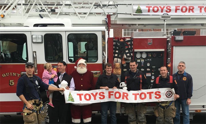 Toys for Tots kicks off in Milford bit.ly/1I0cbWB