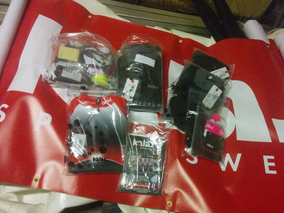 DCyclocross's tweet photo. And top prizes from Kalas Sportswear.. Winter gear!!! https://t.co/ImApQOeogL