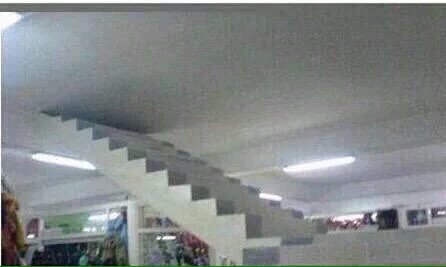 loquiei's tweet photo. eu tentando encontrar uma saída dos meus problemas https://t.co/WDPQLca3YR