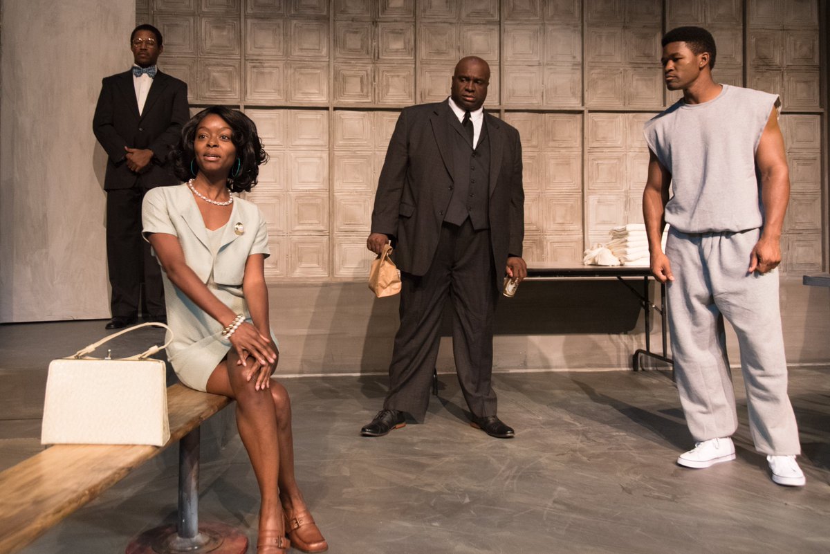 kltruecolors's tweet photo. Join us for Fetch Clay Make Man Cast Conversations 11/21 at 230pm. FREE with ticket to the show. #fetchclaymakeman https://t.co/XexwVKWutI