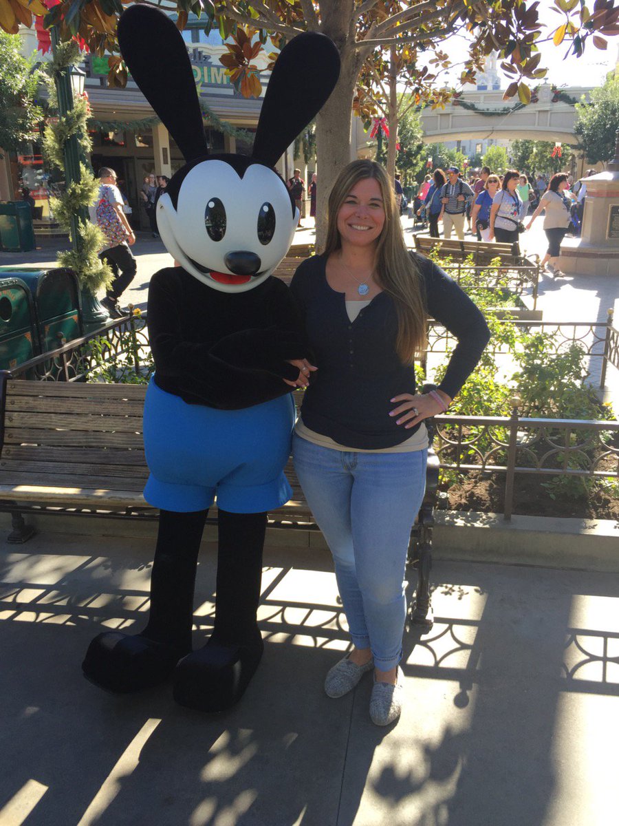 NeverGrowUpVaca's tweet photo. Loved hearing about Oswald's story yesterday at marketing 101 #Disney4Cs https://t.co/fJvQX54zlq