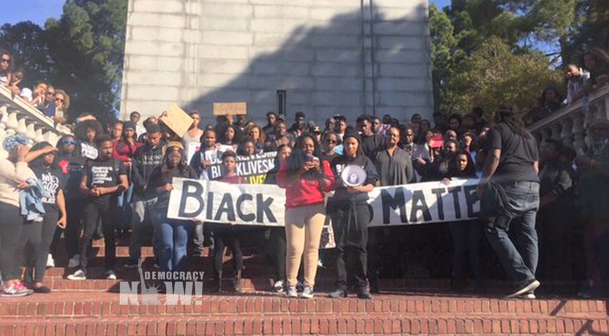 democracynow's tweet photo. #StudentBlackOut: Students Nationwide Protest Racism on Campus. PHOTOS: https://t.co/pQKYxFaf6k https://t.co/BWLRV43SBW